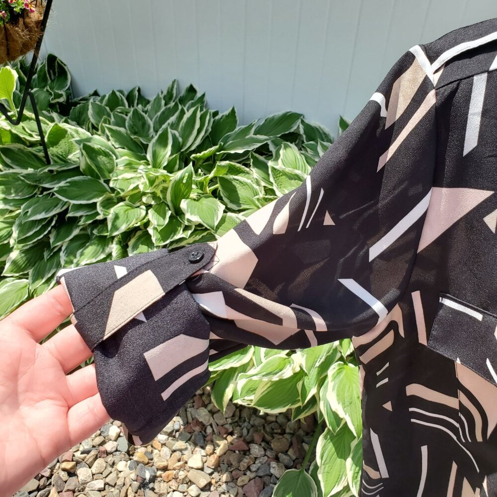 Calvin Klein Geometric Pattern Button Down Tab Sl… - image 8